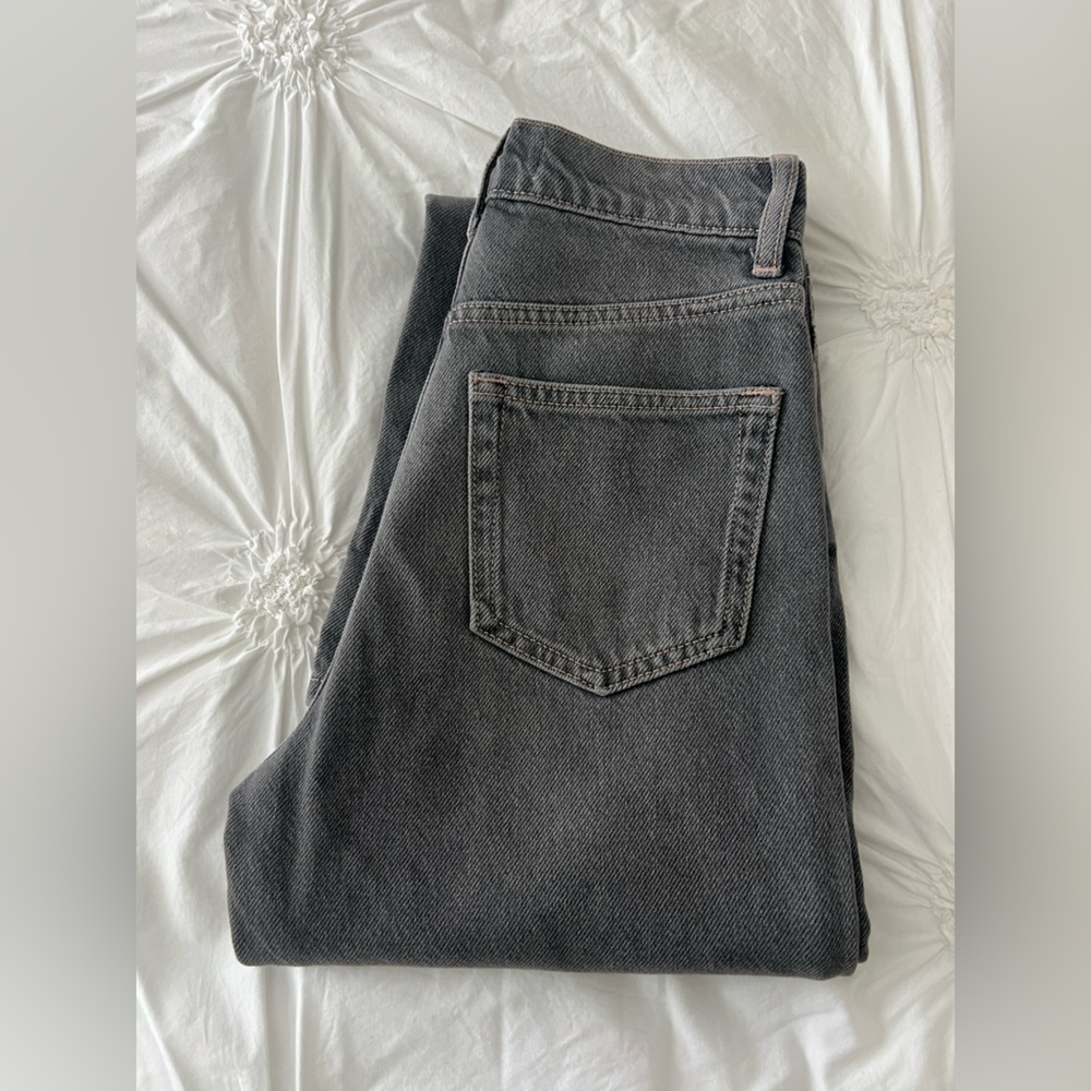 Reformation - NWOT Cynthia Relaxed fit Jean